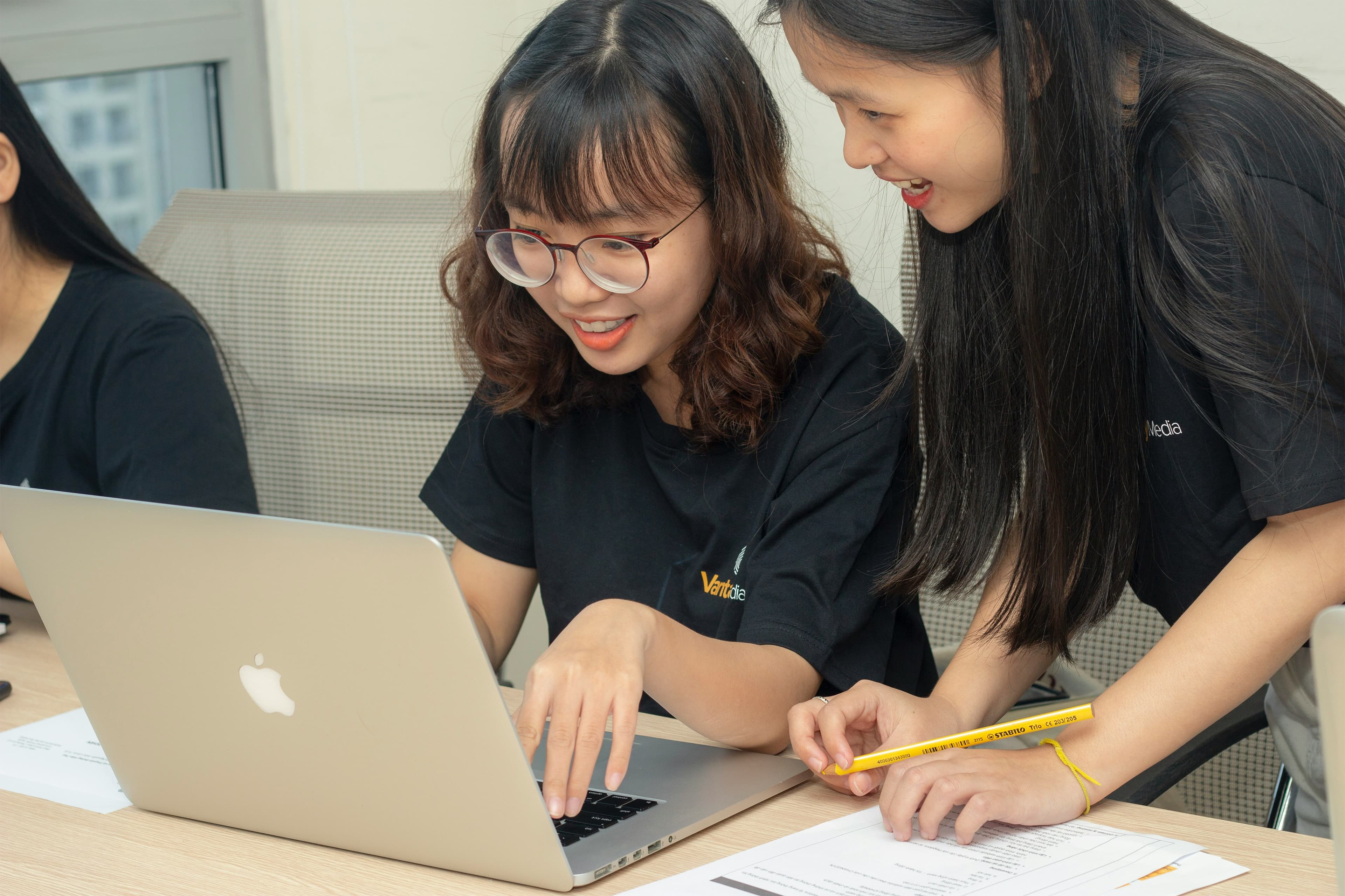 Students studying together outdoors